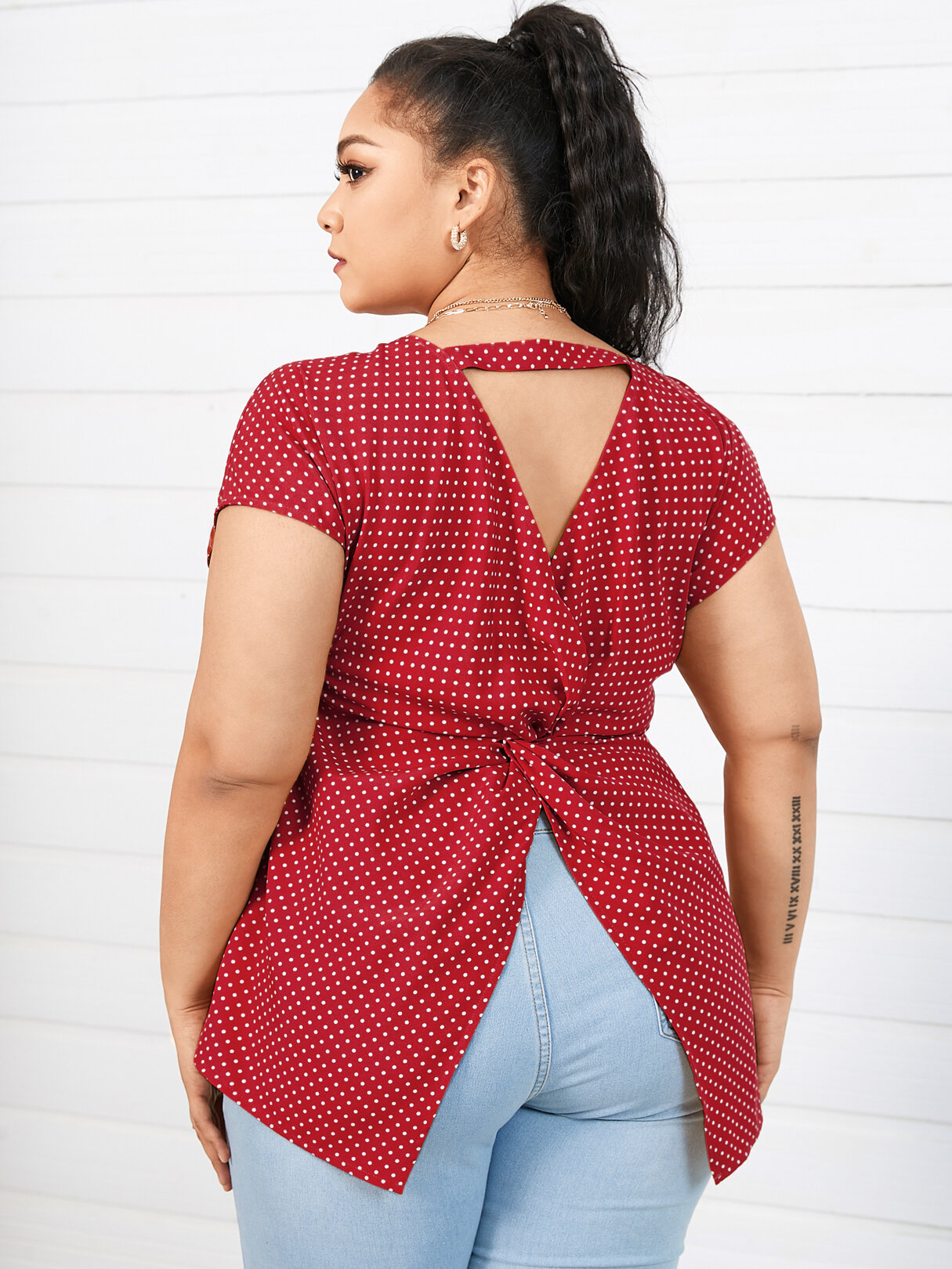 

Plus Size Polka Dot Cut Out Twist Short Sleeves Blouse, Yellow;black;navy;shrimp;green;red