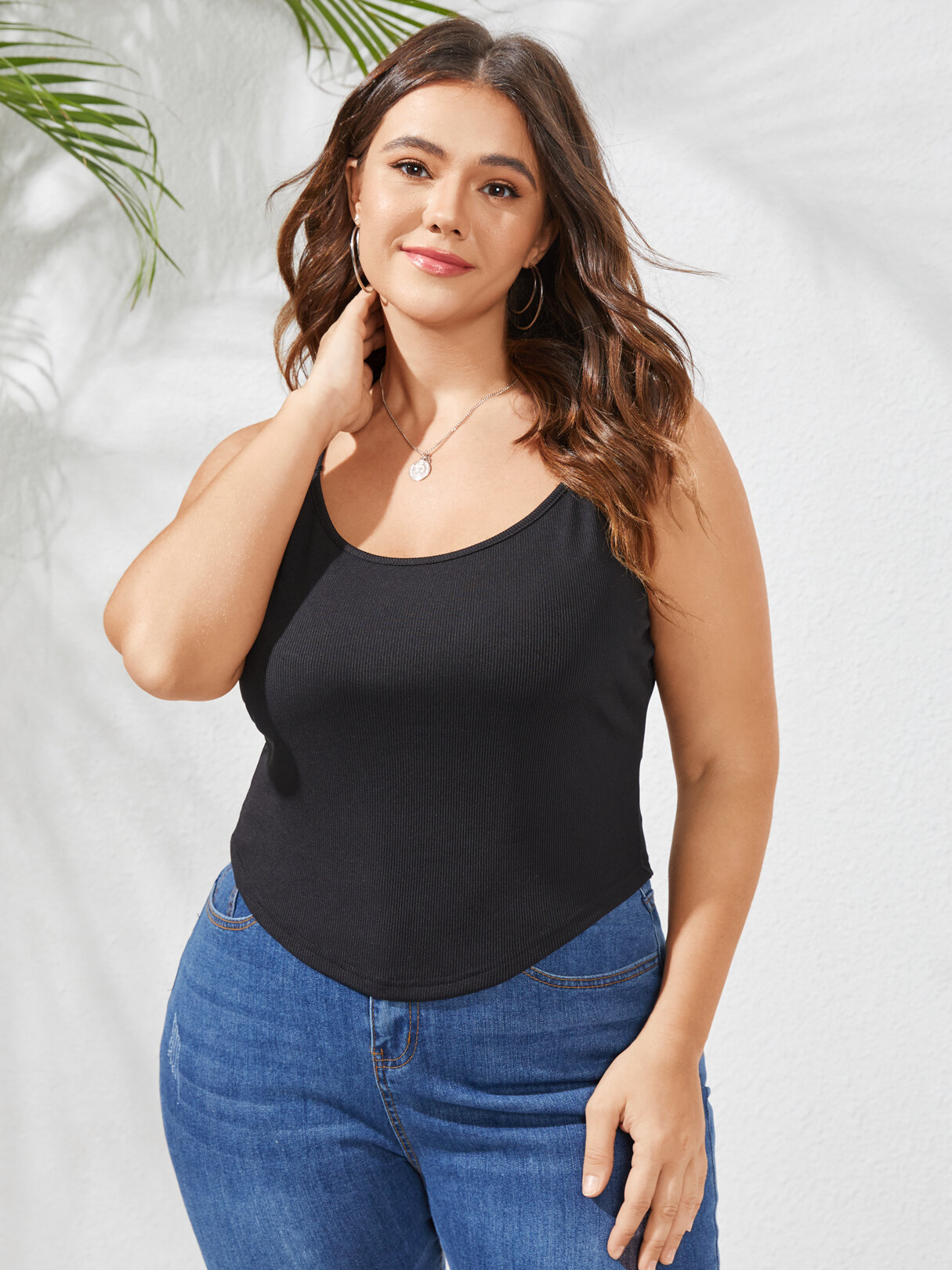 

Plus Size Solid Color Ribbed Sleeveless Crop Tank Top, Black