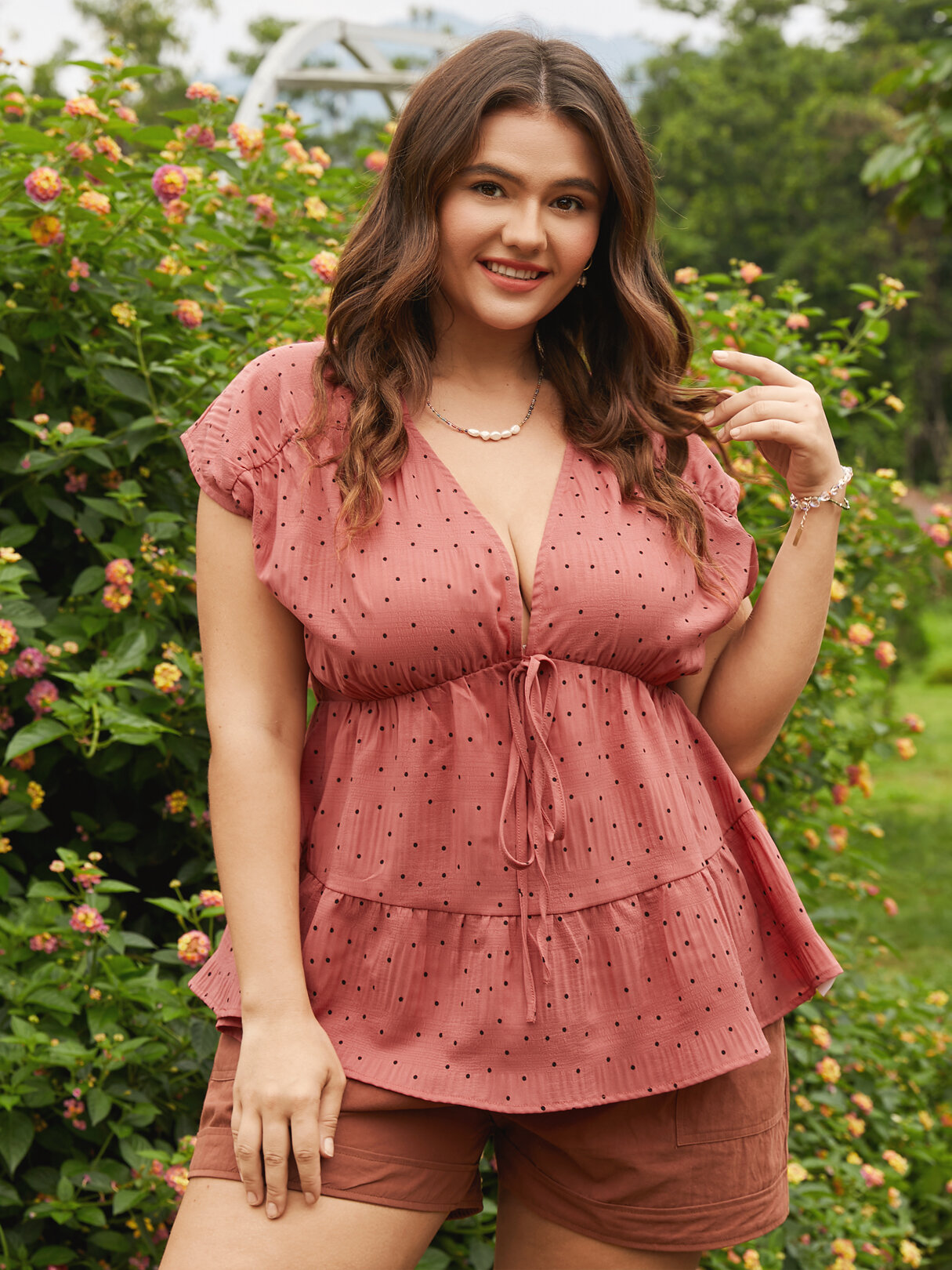 

Plus Size Polka Dot Knotted Ruffle Short Sleeve Blouse, Rust