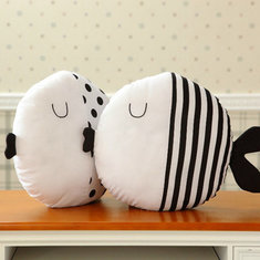 Cute Dot Kiss Fish Throw Pillow Cotton Cloth Sofa Car Bedding Cushion Home Decoration