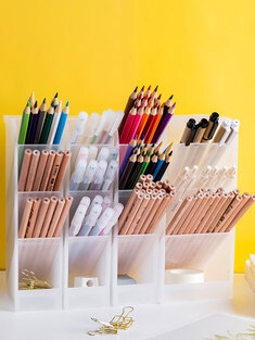 حامل قلم فرك متعدد الطبقات شبكة إبداعية لتزيين سطح المكتب فرشاة للمكياج بشكل مائل صندوق تخزين شفاف