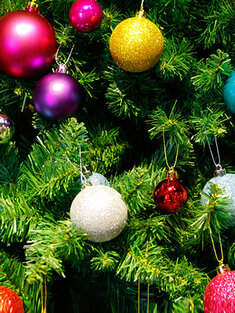 24pcs Glitter Christmas Ball Tree Hanging Decorative Ornamet