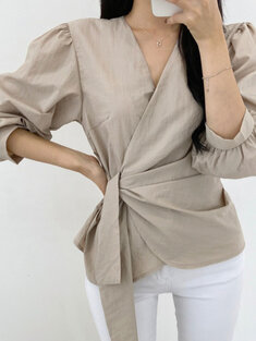 Solid Tie Puff Sleeve Blouse