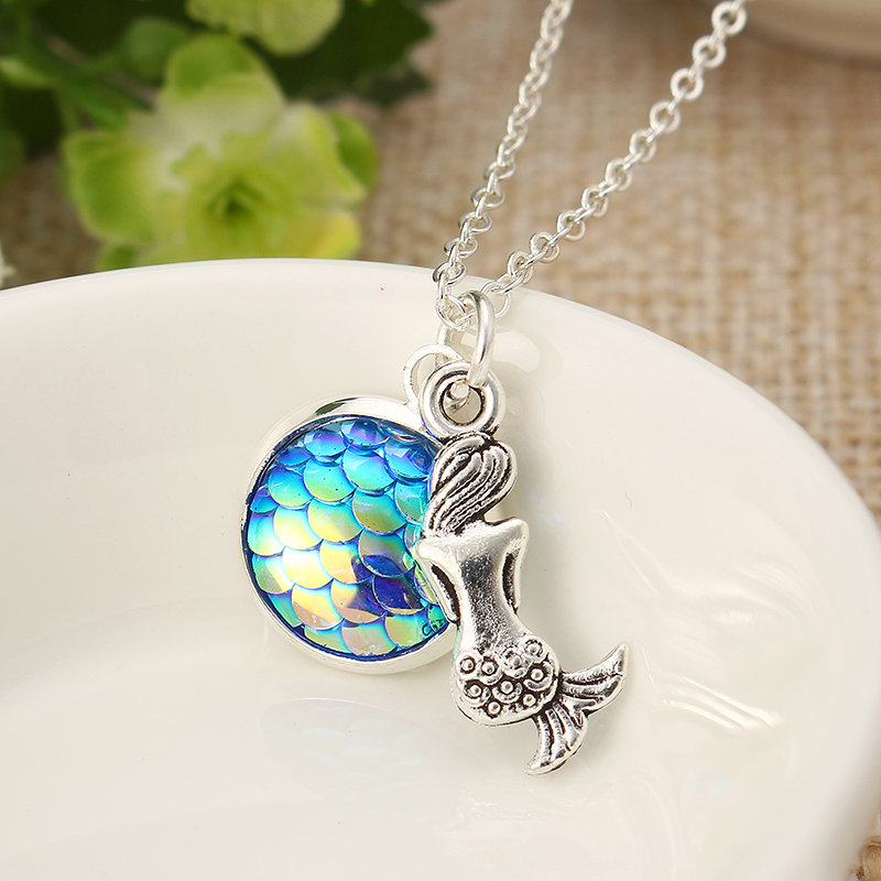 Trendy Time Gemstone Colorful Mermaid Scale Resin Pendant Delicate Silver Necklaces for Girl Women