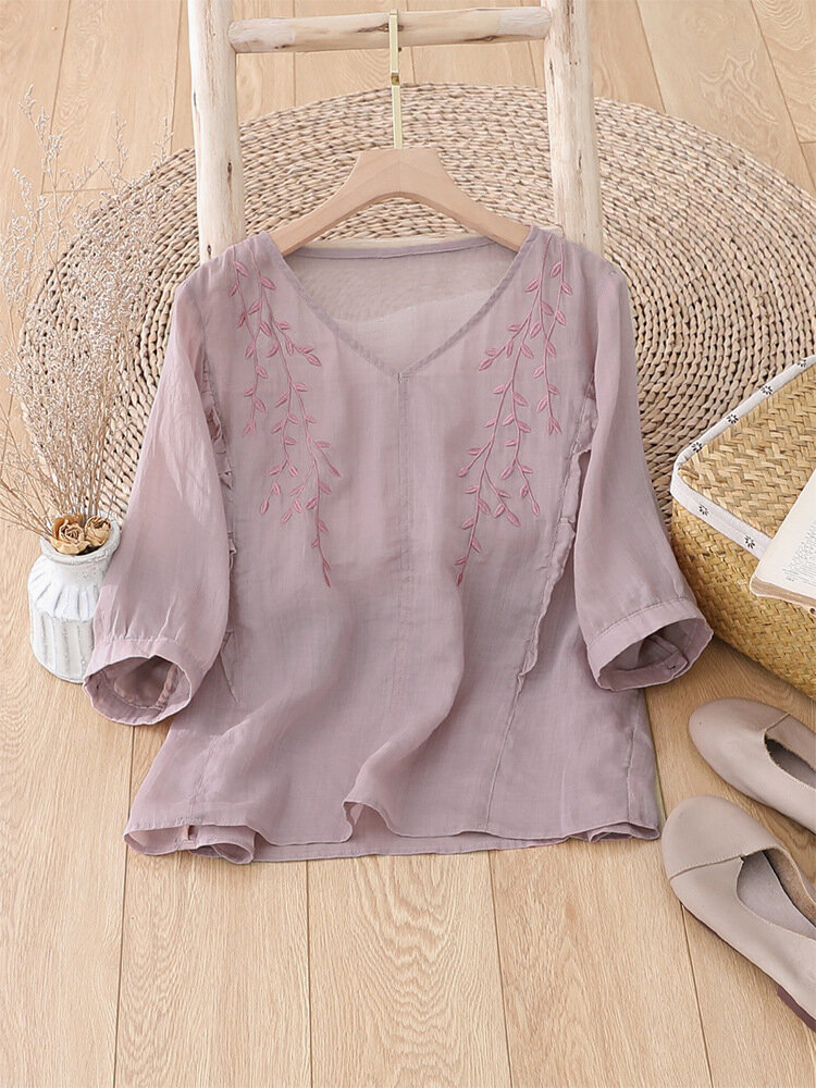 

Women Leaf Embroidered V-Neck Cotton 3/4 Sleeve Blouse, Pink