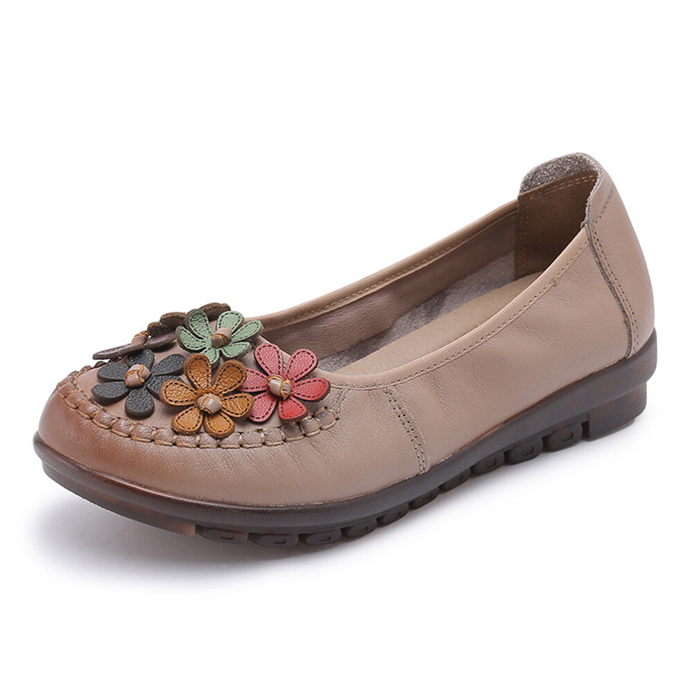 Flower Stitching Leather Slip On Flat Casual Shoes