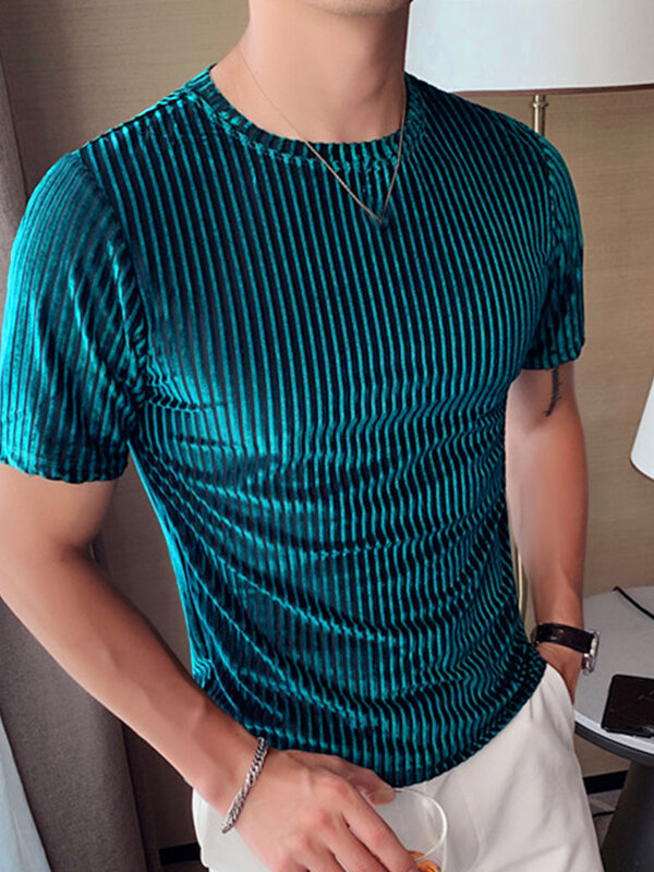 Camisetas masculinas casuais listradas de veludo com gola redonda