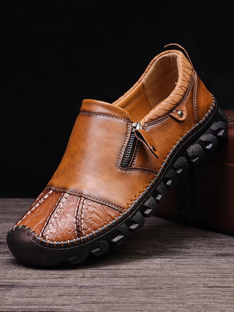 Men Retro Hand Stitching Leather Non slip Side Zipper Casual Shoes