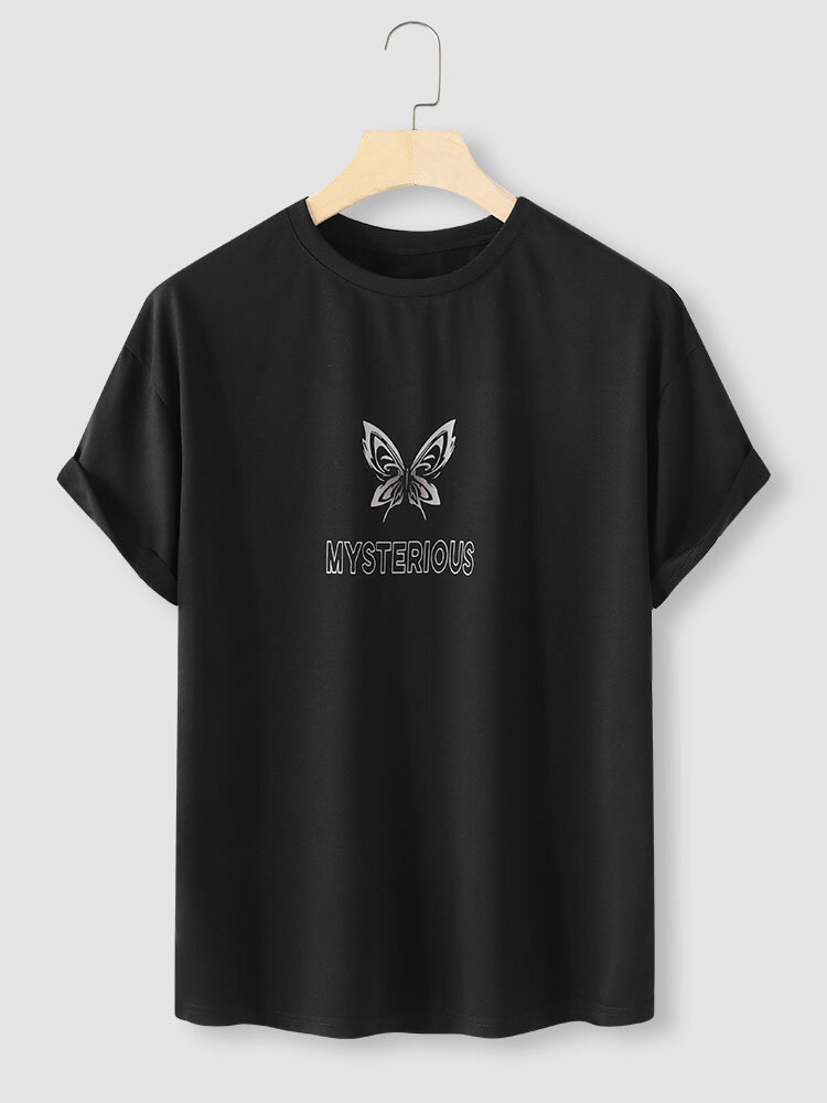 Camiseta informal de manga corta con estampado de mariposas y letras Cuello