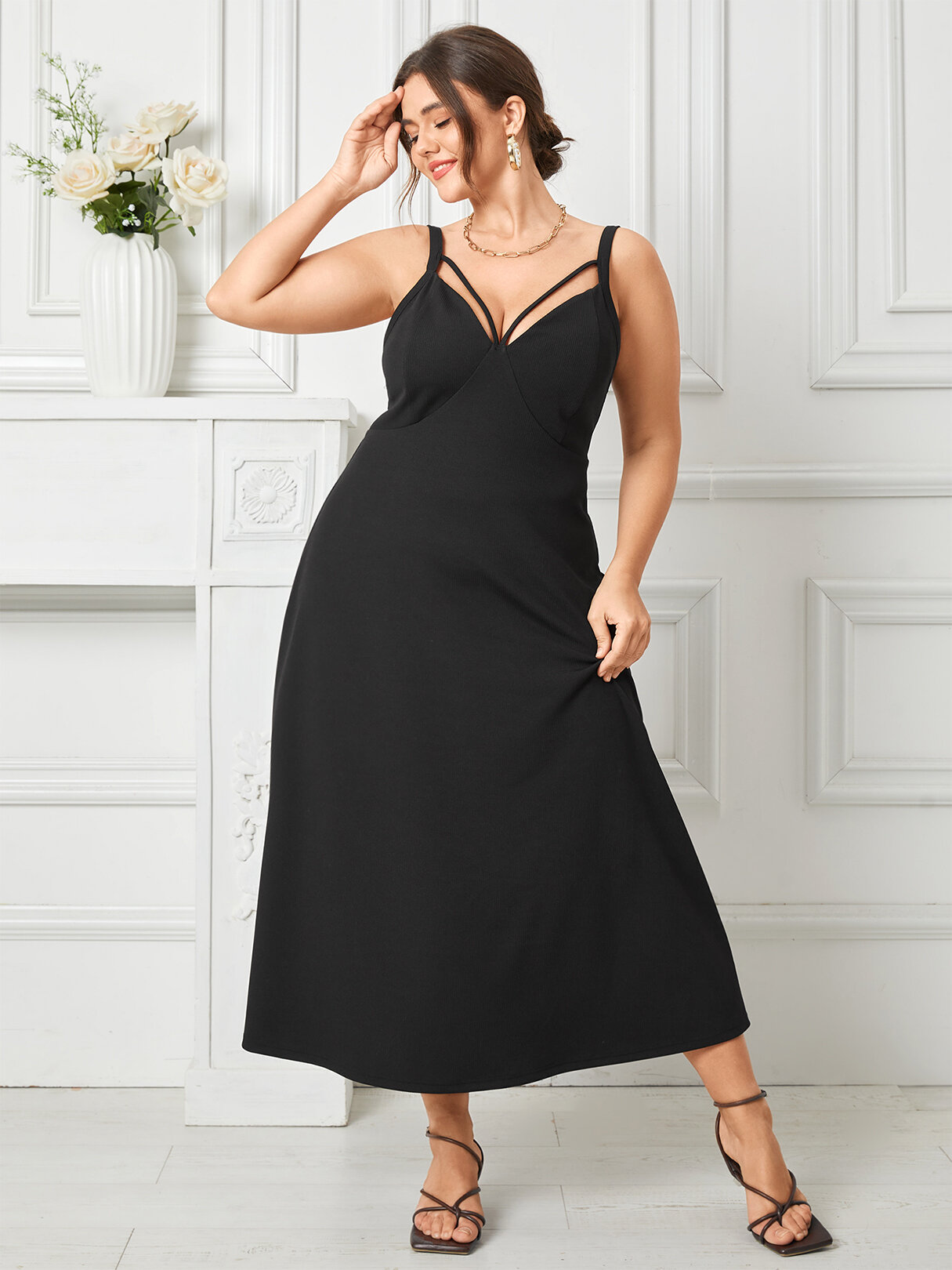 Plus Size Solid Color Backless Spaghetti Stretch Maxi Dress