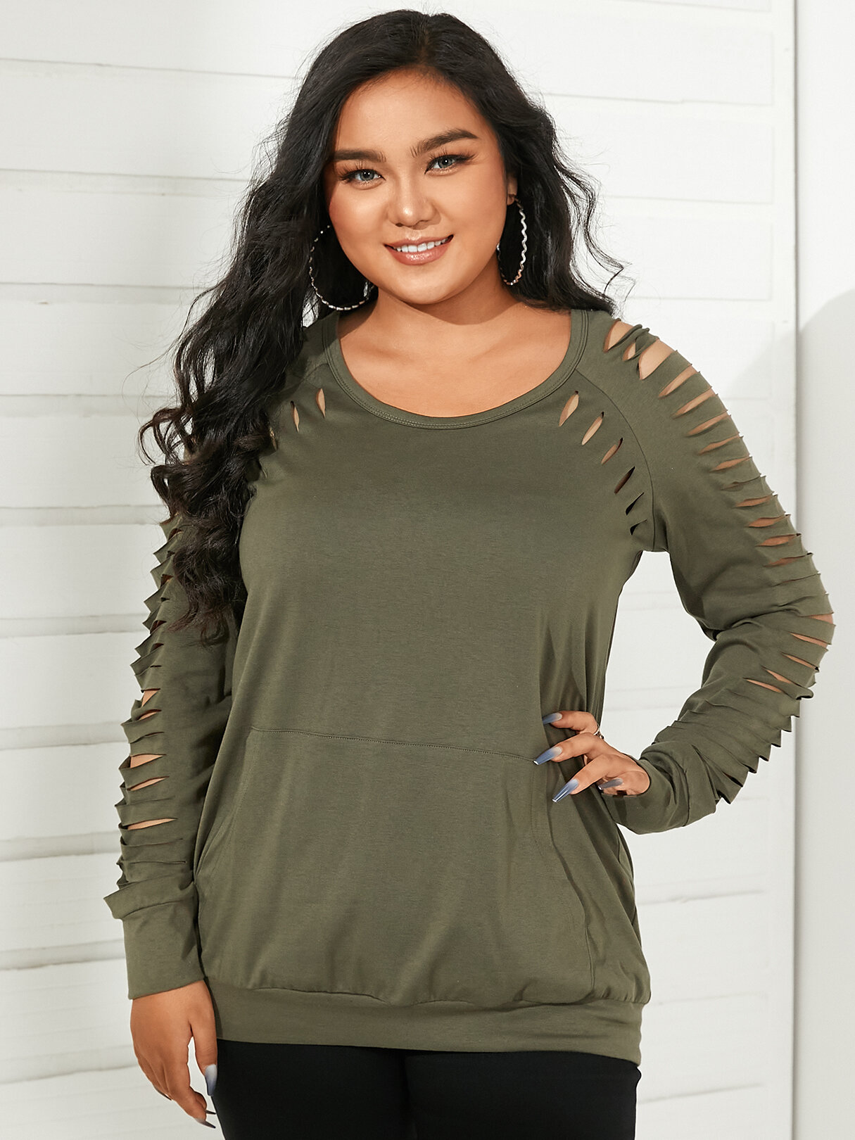 Plus Size Round Neck Side Pockets Cut Out Long Sleeves Sweatshirt