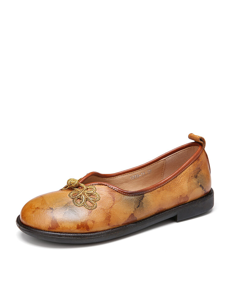 SOCOFY Leather Chinese Knot Tie-dyed Slip On Round Toe Flat Shoes