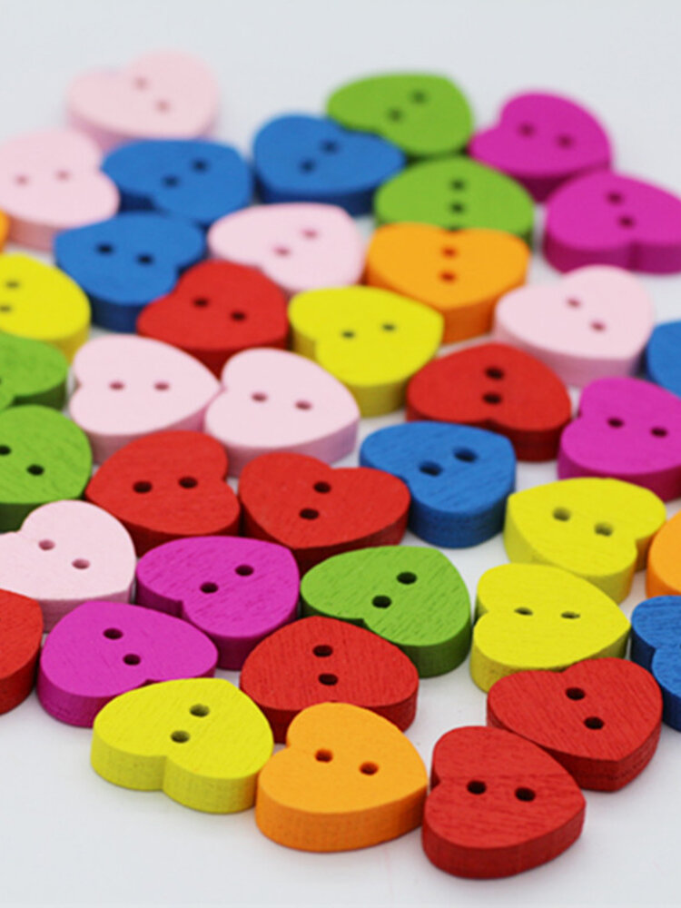 100Pcs Colorful Heart-shaped Wooden Buttons Sewing DIY Buttons