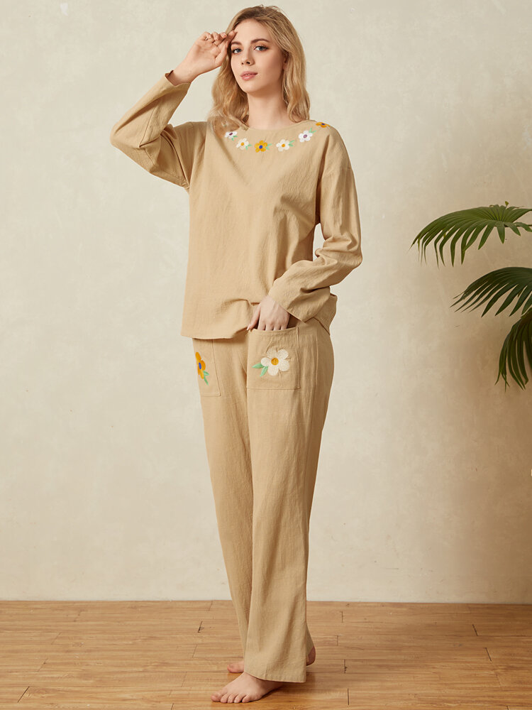 

Plus Size Women Cotton Floral Embroidery Crew Neck Cozy Loungewear With Pocket, Khaki