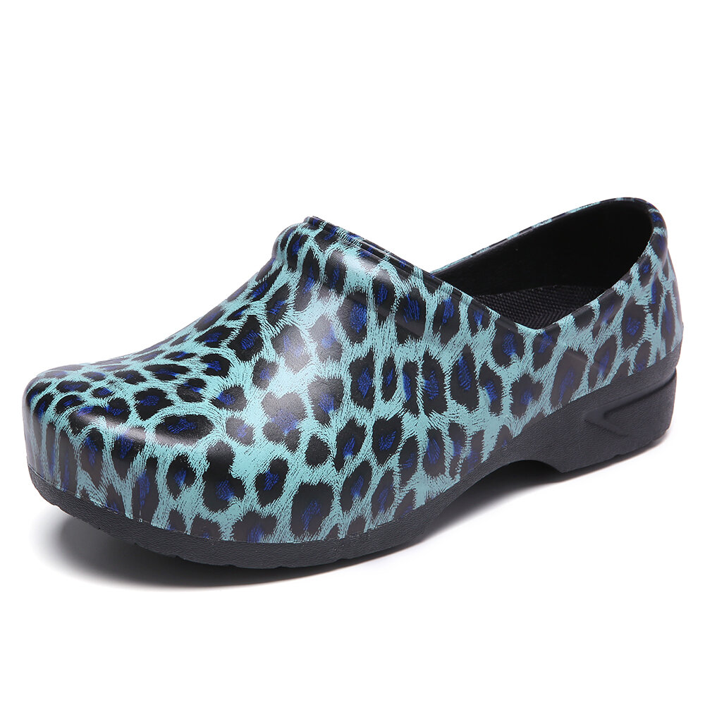 Leopard-printed Slip-on Flats Waterproof Non-slip Garden Working Nursing Shoes