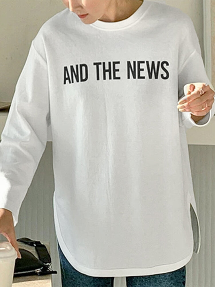 Langarm-Sweatshirt mit Rundhalsausschnitt und geschlitztem Saum mit Buchstabenaufdruck
