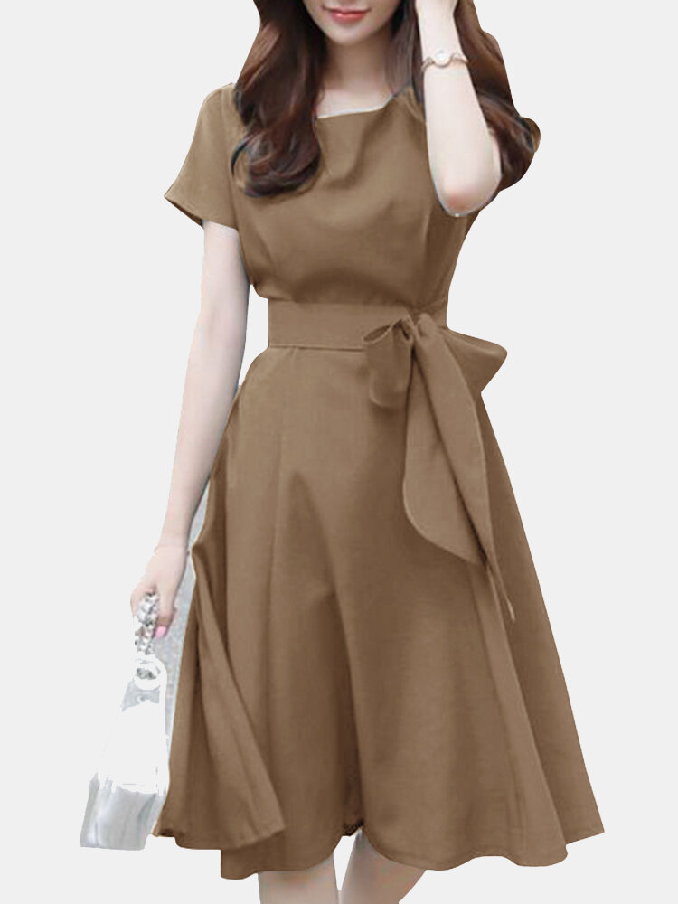 Solid A-line Short Sleeve Crew Neck Dress With Belt