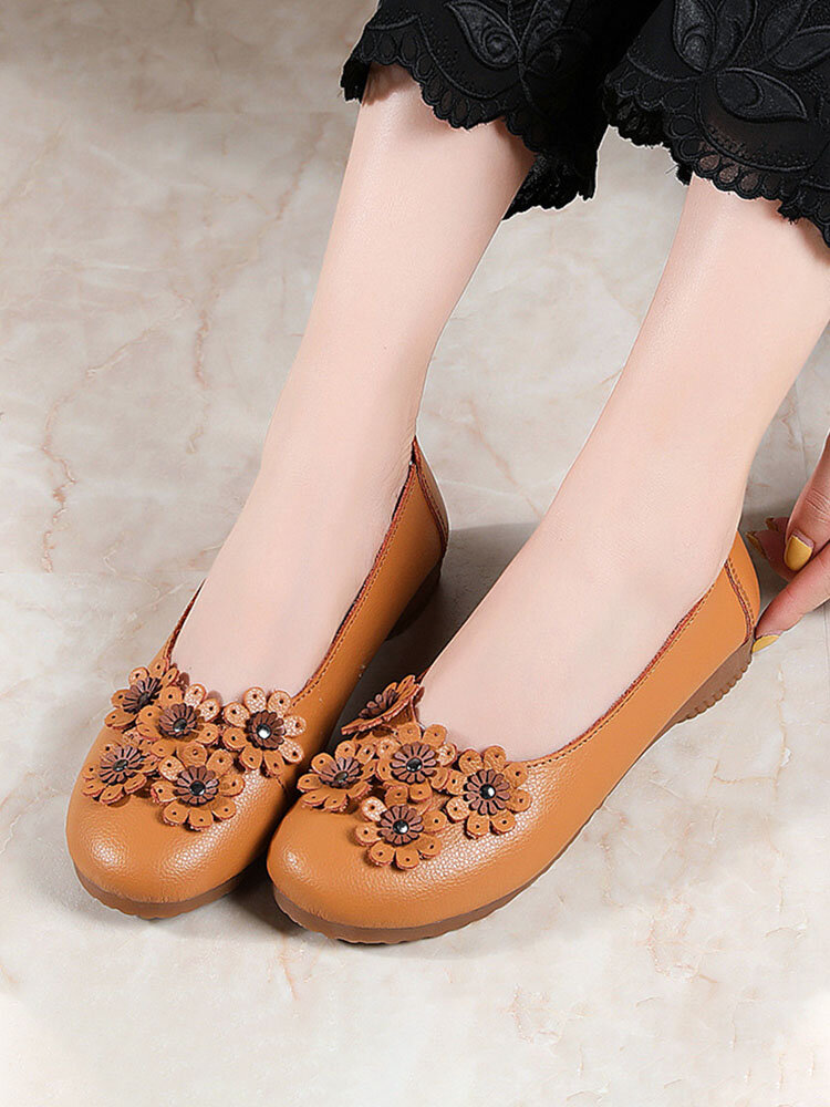 Women Ethnic Flowers Decor Comfy Leather Soft Sole Slip On Loafers Casual Flat Shoes