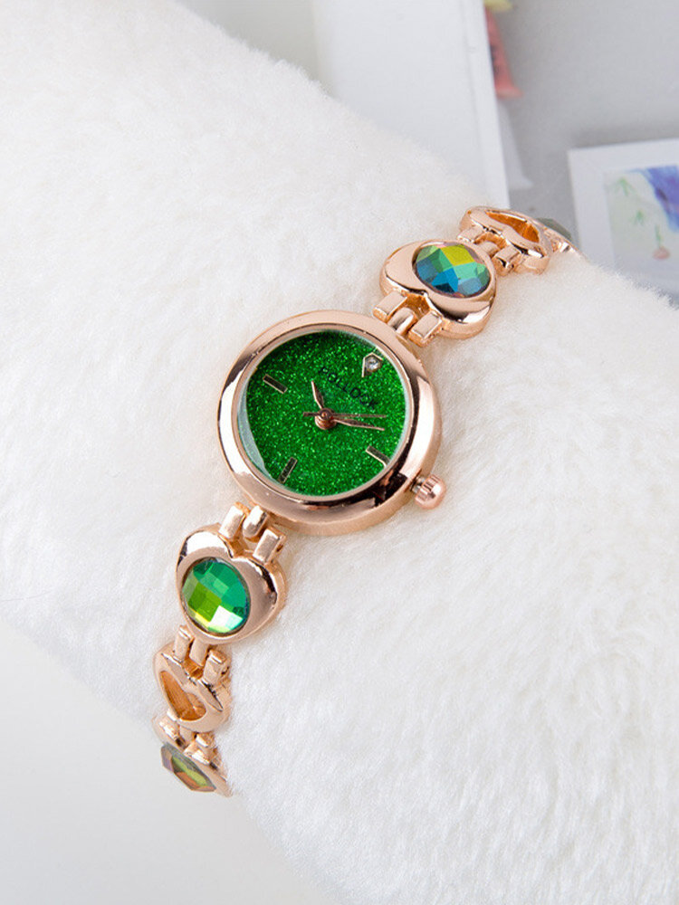 4 Colors Alloy Rhinestone Women Vintage Watch Decorated Pointer Discolored Quartz Watch