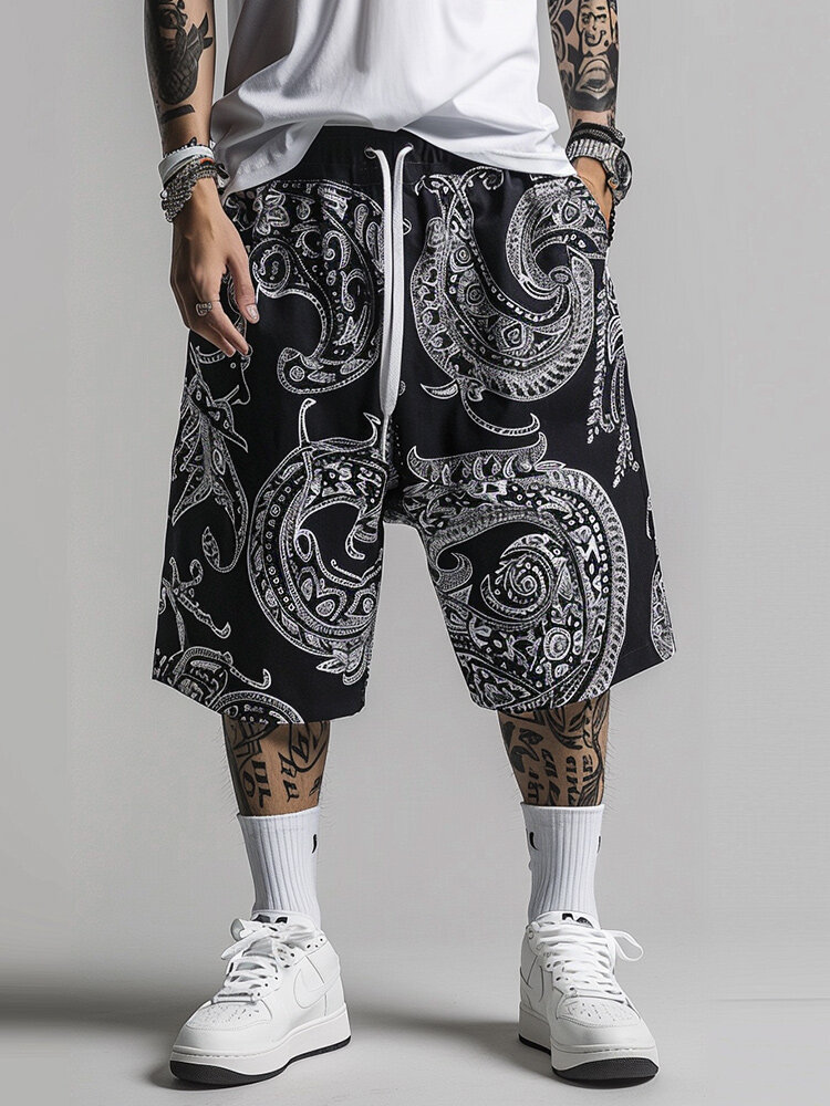 Herren-Shorts mit ethnischem Paisley-Print, Seitentaschen und Kordelzug in der Taille