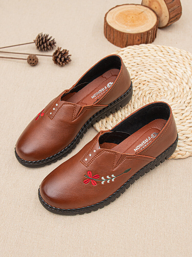 Women Retro Floral Embroidered Casual Soft Comfy Versatile Flat Shoes
