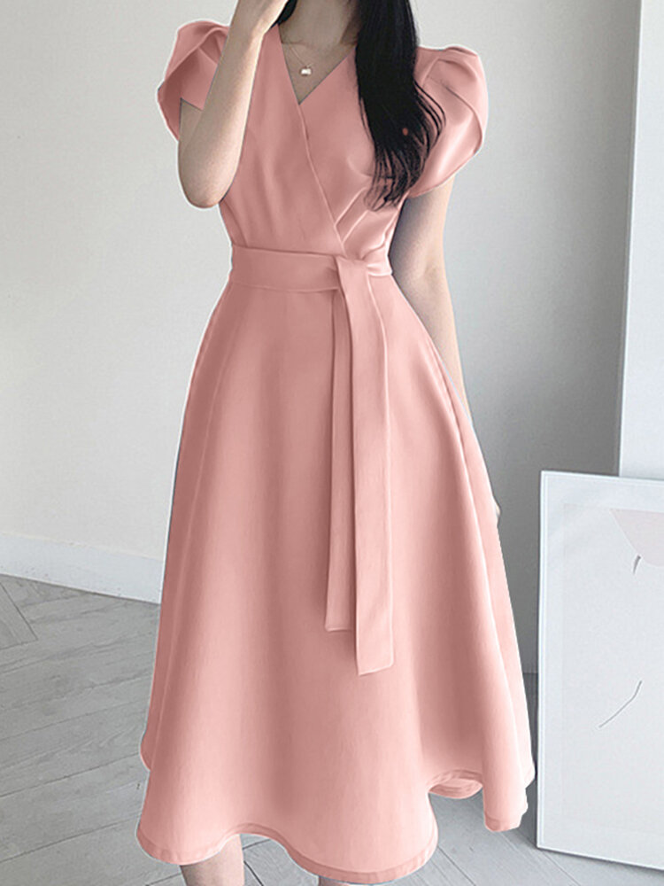 Women Solid V-Neck Casual Short Sleeve Dress With Belt