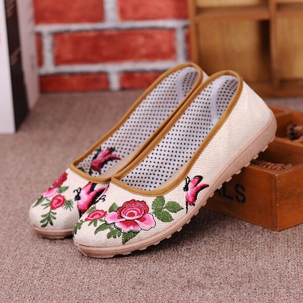 Floral Print Slip On Retro Flat Embroidery Breathable Shoes