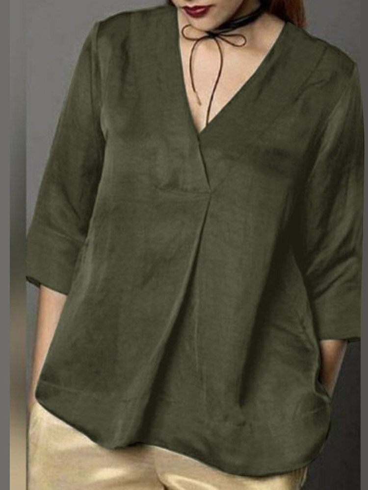 Solide Damen-Bluse mit V-Ausschnitt und plissiertem Satin mit 3/4-Ärmeln