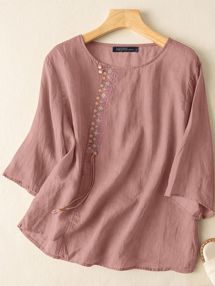 Women Chinese Style Embroidered Cotton 3/4 Sleeve Blouse