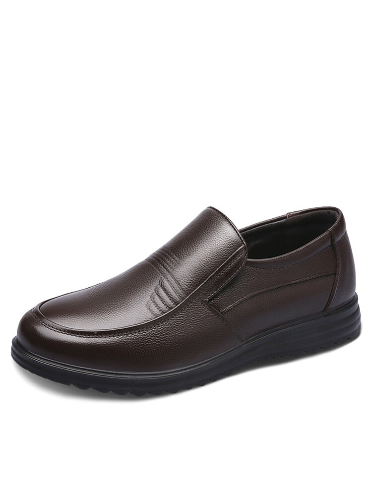 Men Comfort Round Toe Slip Resistant Slip On Business Casual Loafers