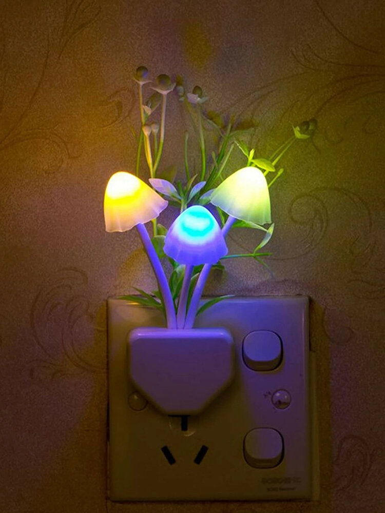 Light-control LED Mushroom Pattern Colorful Creative Night Light Aisle Kid Room Yard Indoor Outdoor Home Decor Light