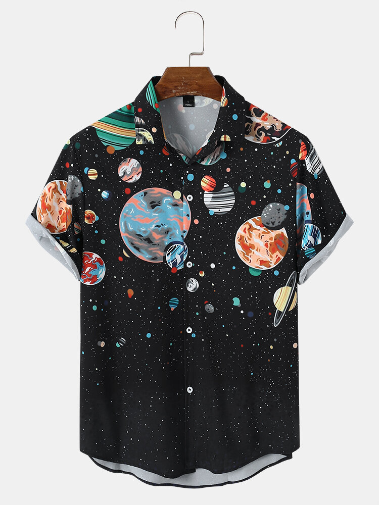Мужчины Galaxy Planet Print Black Лацкан с коротким рукавом Рубашка