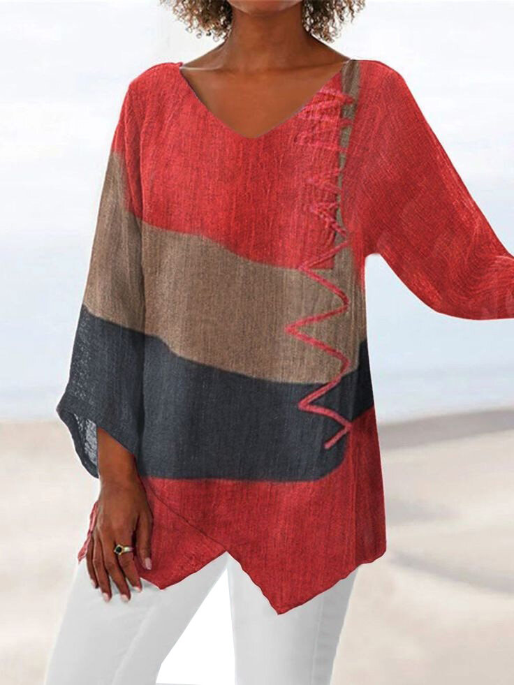 Женская хлопковая блузка с цветным блоком и принтом в стиле пэчворк с v-образным вырезом и нерегулярным подолом