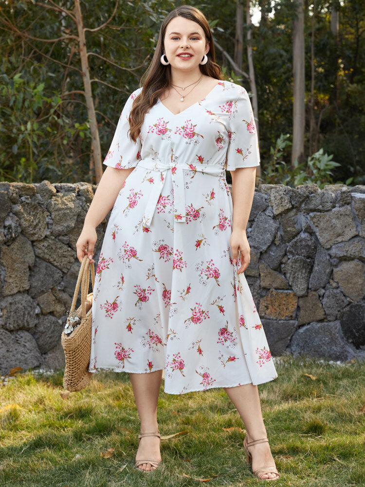 Plus Size Floral Print Belt Design Maxi Dress
