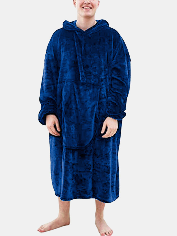 

Men Flannel Heated Warm Comfortable Thick Oversized Calf-Length Blanket Hoodies Robes With Kangaroo Pocket, Black;blue