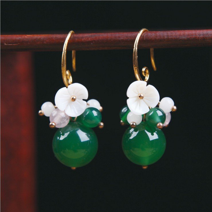 Vintage Ear Drop Earrings Green Agate Balls Flower Plant Pendant Earrings Jewelry for Women