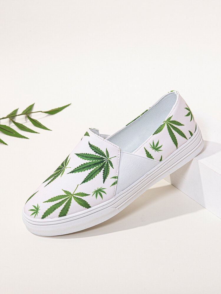Women Refreshing Style Printing Leaf Pattern Slip-On Flat Shoes