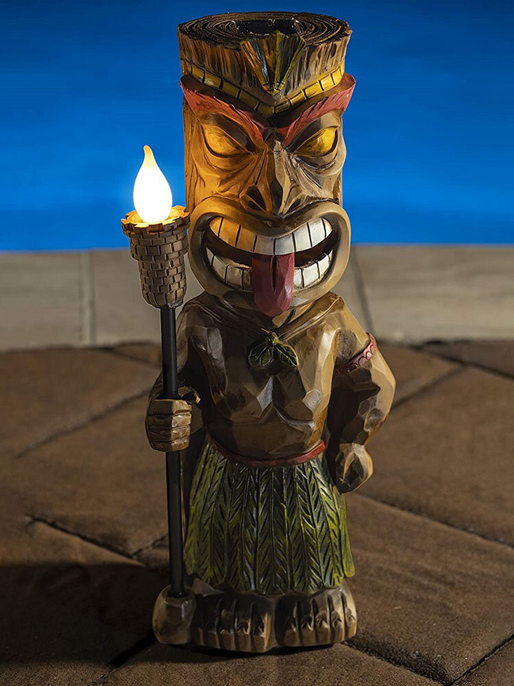 1 PC Creative Vintage Tribal Totem Figure Resin Statue Sculpture With LED Flickering Torch Light Outdoor Indoor Courtyard Garden Lamp Decor