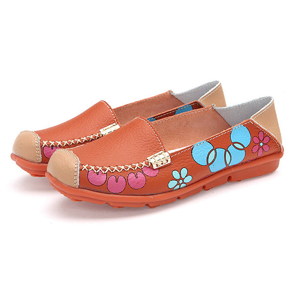 Leather Floral Print Color Match Soft Sole Comfortable Slip On Flat Shoes