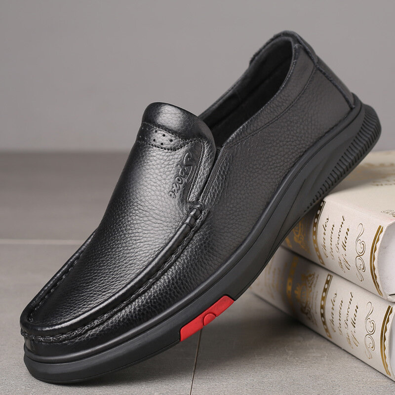 Men Round Toe Classic Business Casual Leather Shoes