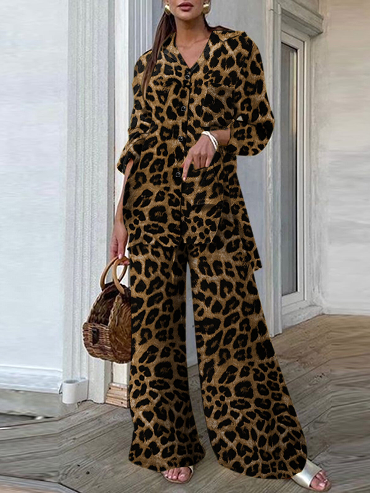 Mulheres com estampa de leopardo lapela botão frontal manga comprida coordenadas