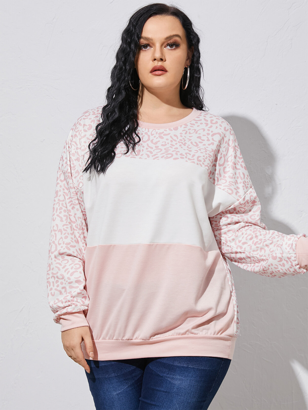 

Plus Size Crew Neck Leopard Color Block Patchwork Sweatshirt, Pink