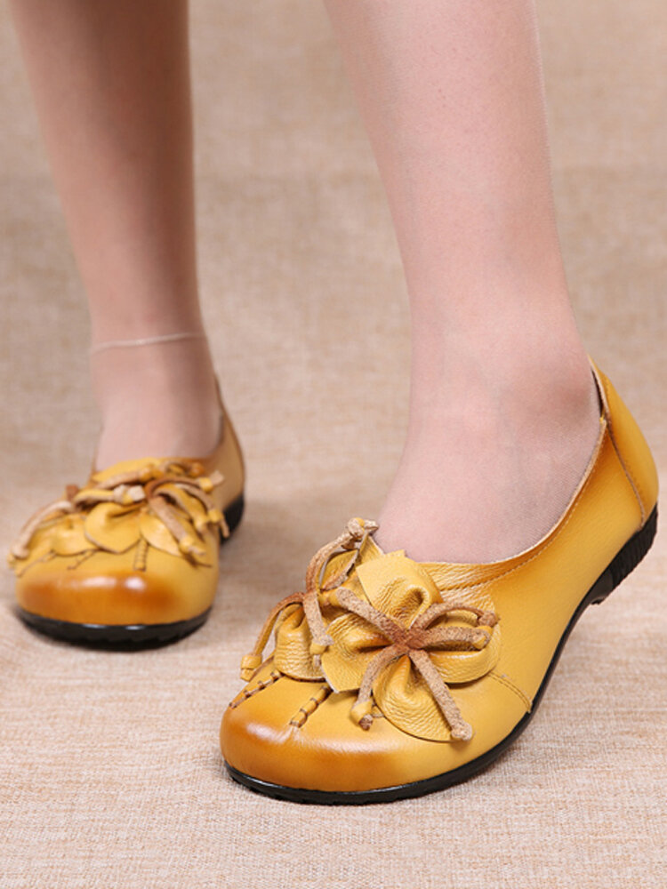 Women Flower Tassel Soft Leather Slip On Flat Casual Vintage Shoes Comfy Slip On Loafers