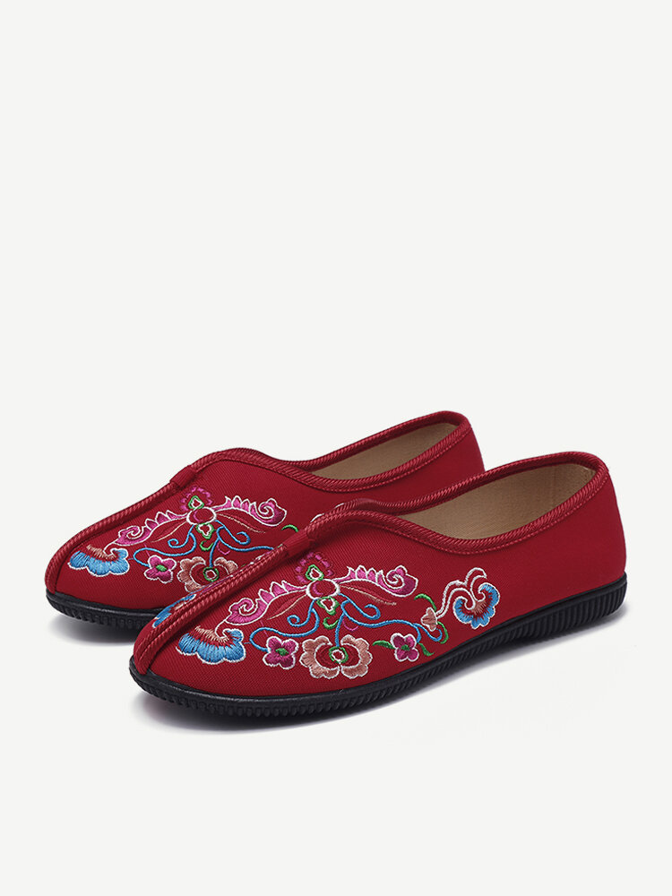 

Women Folkways Flowers Embroidery Cotton Cloth Flat Shoes, Red;black