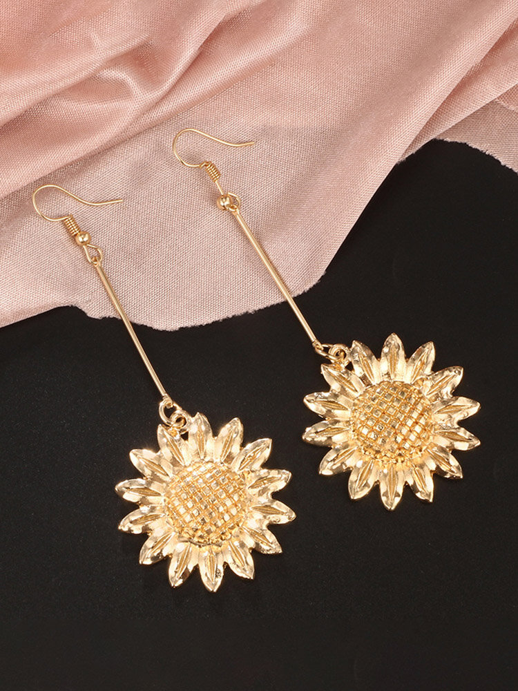 Retro Cold Wind Sunflower Earrings Long-Style Gold Earrings For Women
