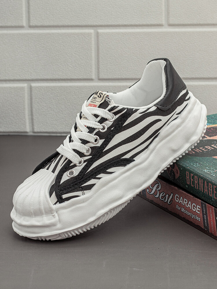 

Women Casual Shell-toe Zebra Wave Pattern Outsole Lace-up Soft Comfy Non-slip Sneakers