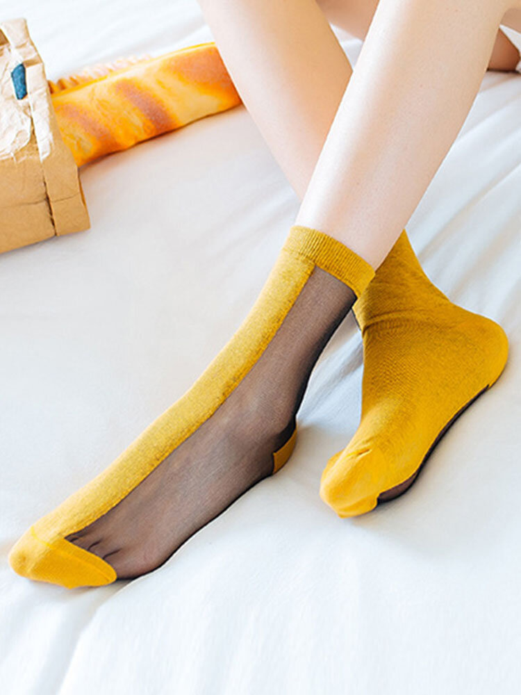 Women's Exquisite Vogue Wild Silk Stockings Summer Thin Breathable Middle Tube Socks