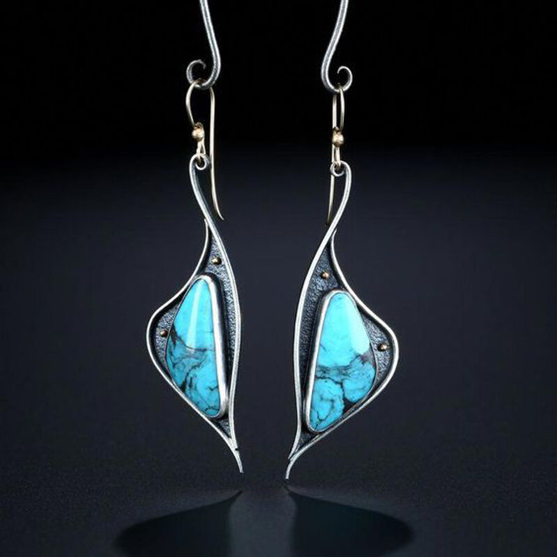

Retro Geometric Little Swan Turquoise Earrings Metal Irregular Pendant Earrings, Silver
