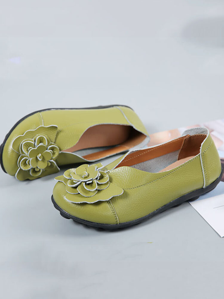 LOSTISY Large Size Flower Leather Comfy Lazy Flats For Women