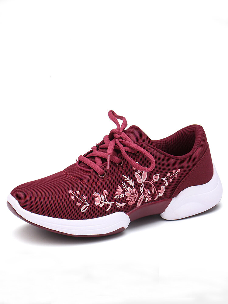 Women Knitted Lightweight Breathable Embroidered Lace Up Casual Sneakers